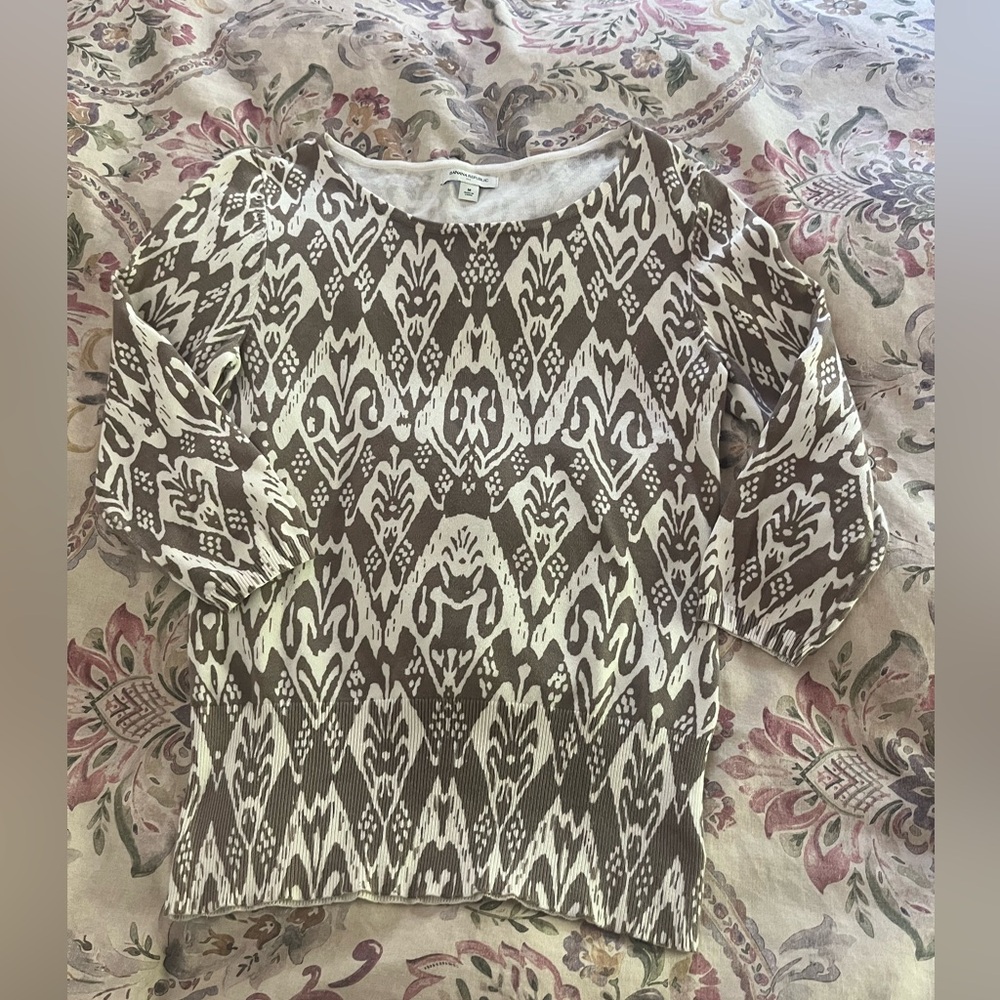 Women's Brown and Cream Patterned Pullover Top medium Banana Republic cotton
